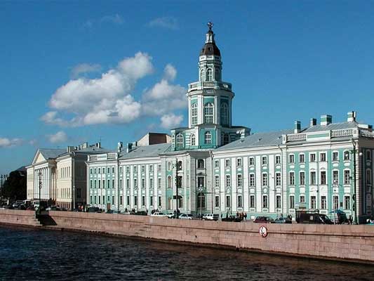 Фотография. Не кликабельно. Музей редкостей – Кунсткамера.