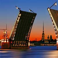 Мосты развели.