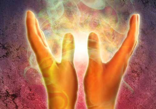 Руки - один из главнейших проводников космической энергии в теле человека.