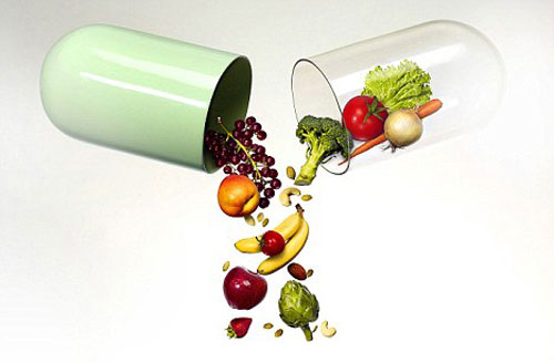 Употреблять витамины можно не только в составе продуктов питания, но и в виде витаминных препаратов.