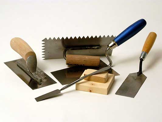 Приспособления и инструменты для штукатурных работ.