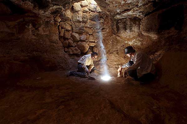 Аналог пещеры, что находиться в Салониках, есть и в Иордании.