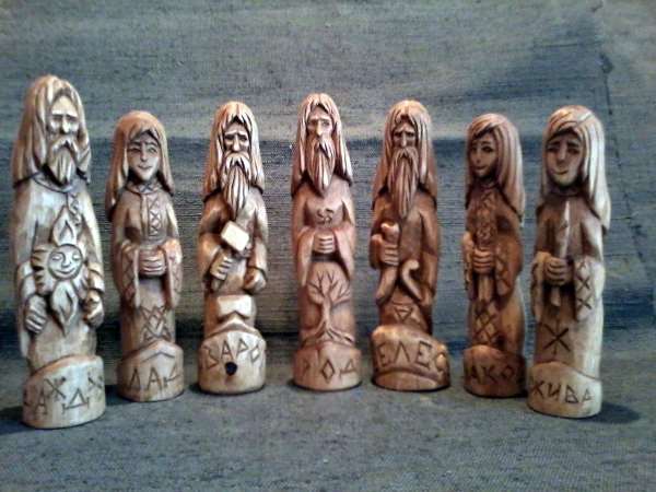 Фотография. Не кликабельно. Боги отвечают за все, что происходит.