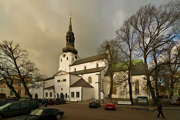 Домский собор является одним из самых древних сооружений Таллина.