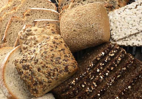 Самыми богатыми источниками цинка в рационе питания являются: черный хлеб, зерновые.