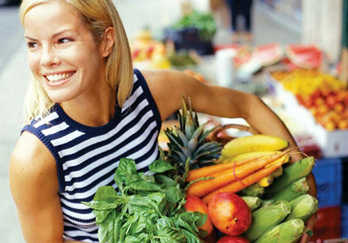 Здоровая пища способствует быстрому и правильному протеканию обменных процессов в организме.